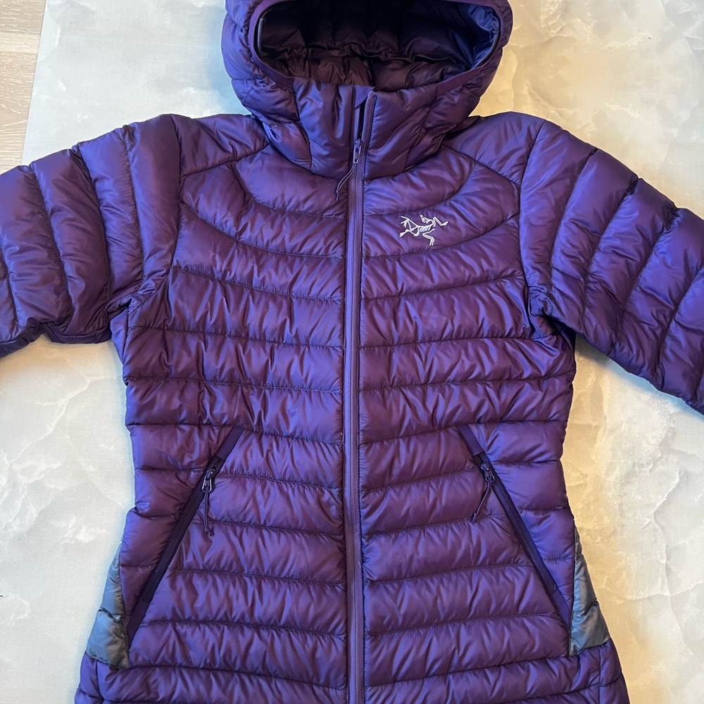 Arc'teryx Women’s XS Purple Puffer Jacket